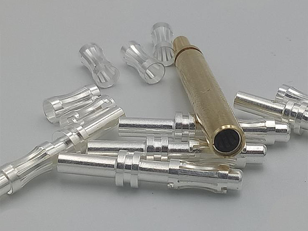 訂制沖壓3.0簧片歐標3.0插孔鈹銅簧片加工新能源汽車插孔信號針